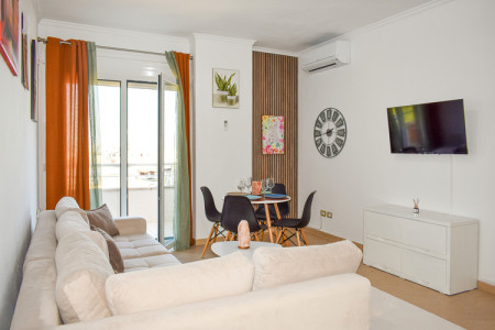Orange Home – Apartament Modern në Shkëmbin e Kavajës, Durrës | Pushimet ideale pranë detit
